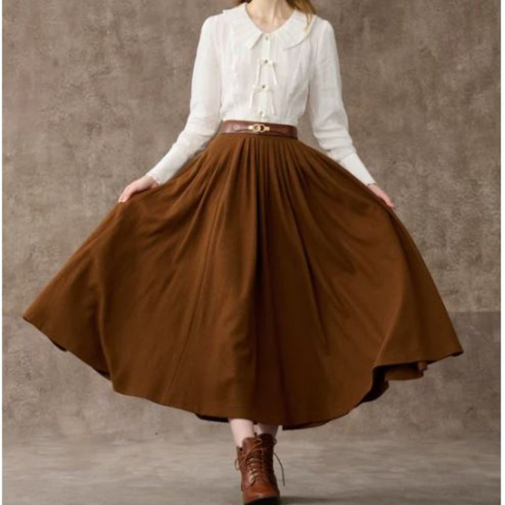 Linennaive 100% Wool Circle Skirt